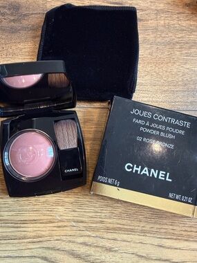 CHANEL Joues Contraste Powder Blush - Rose Bronze